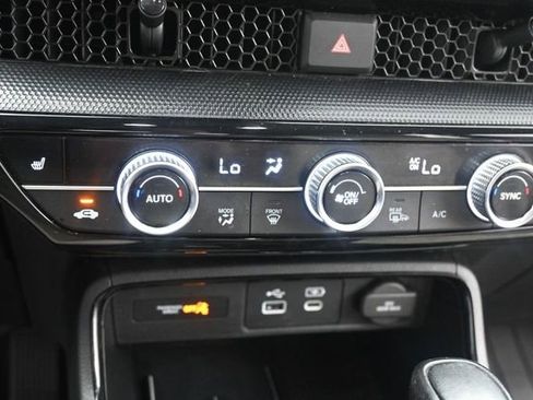 Used 2024 Honda CR-V EX-L image 11