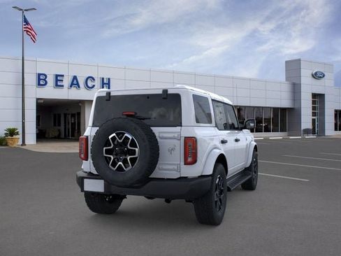 New 2026 Ford Bronco Outer Banks AWD/4WD image 8