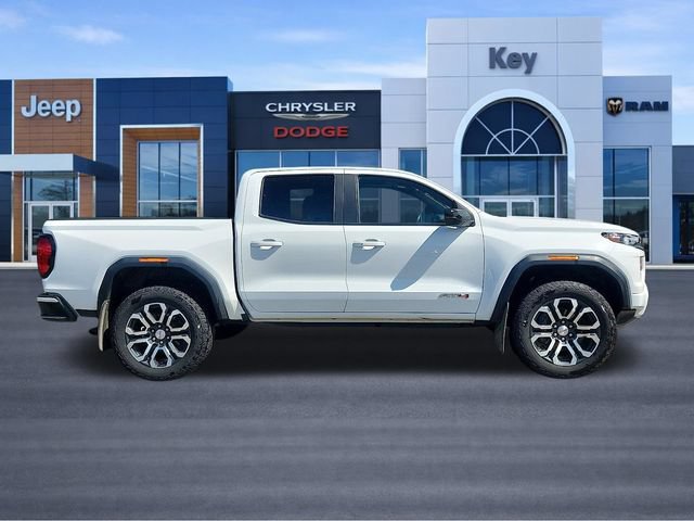 Used 2024 GMC Canyon AT4 w/ AT4 Premium Package AWD/4WD image 2