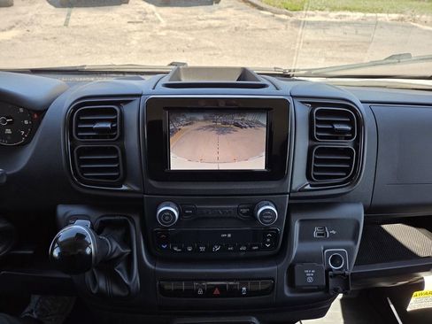 New 2026 RAM ProMaster 2500 w/ Convenience Group image 25