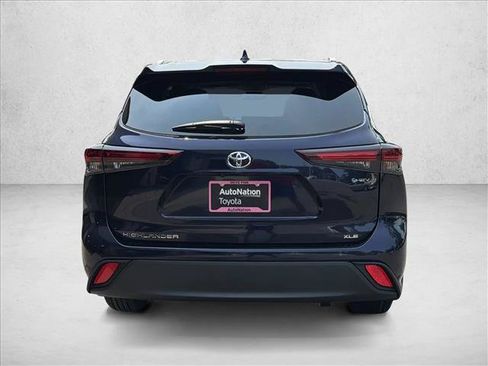 New 2026 Toyota Highlander XLE AWD/4WD image 6