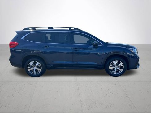 Used 2023 Subaru Ascent Premium w/ Convenience Package AWD/4WD image 6