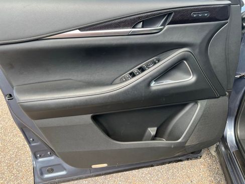 Used 2023 INFINITI QX60 Sensory w/ Vision Package AWD/4WD image 9