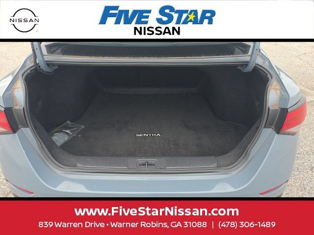 Used 2024 Nissan Sentra SR FWD image 9
