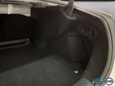 Used 2025 Mercedes-Benz E 350 Sedan image 85