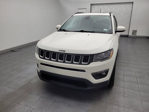 Used 2018 Jeep Compass Latitude w/ Popular Equipment Group AWD/4WD image 15