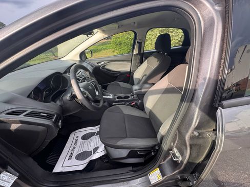 Used 2012 Ford Focus SE image 19