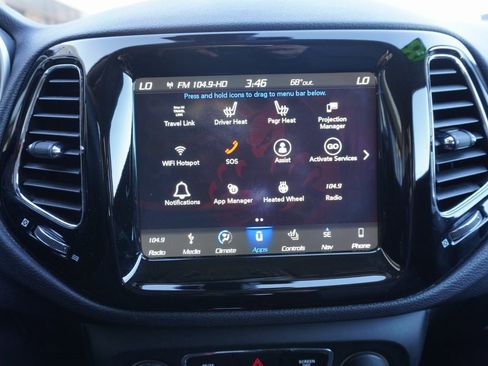 Used 2018 Jeep Compass Limited w/ Navigation Group image 15