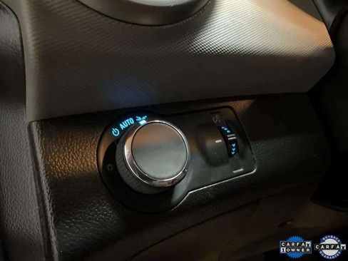 Used 2016 Chevrolet Sonic LT image 32