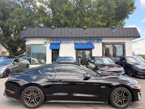 Used 2020 Ford Mustang GT Premium RWD image 3