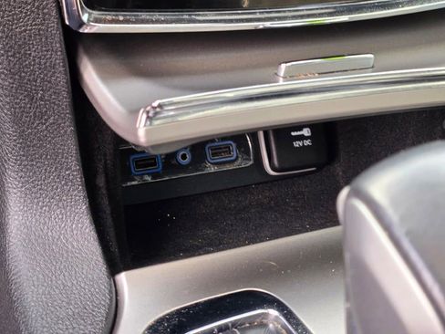 Used 2019 Jeep Grand Cherokee Overland image 31