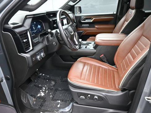 Used 2023 GMC Sierra 1500 Denali Ultimate AWD/4WD image 11