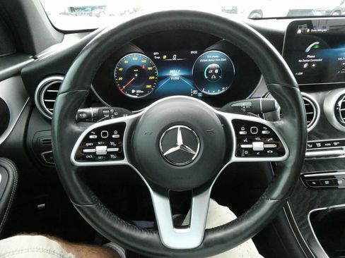 Used 2022 Mercedes-Benz GLC 300 4MATIC image 34