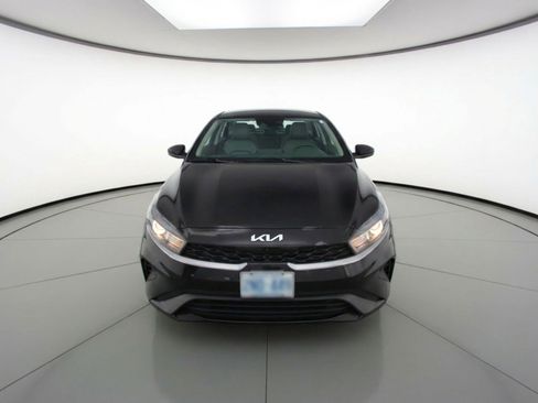 Used 2024 Kia Forte LXS FWD image 2