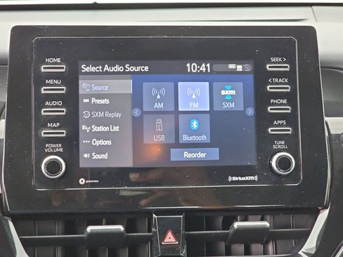 Used 2023 Toyota Camry SE image 28