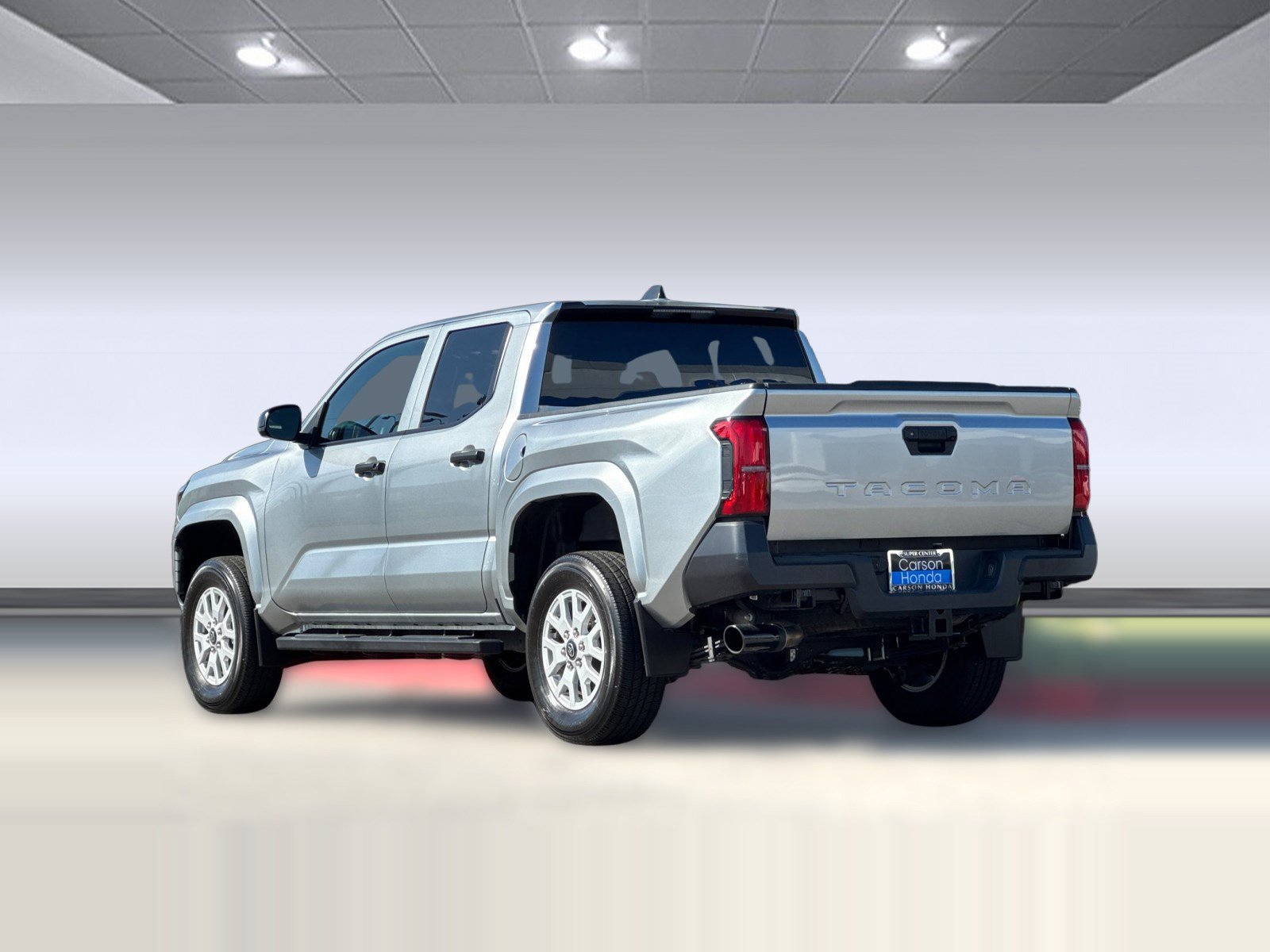 Used 2024 Toyota Tacoma SR RWD image 3