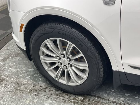 Used 2017 Cadillac XT5 Luxury w/ Driver Awareness Package image 35