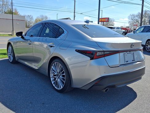 Used 2022 Lexus IS 300 AWD w/ Premium Package image 3