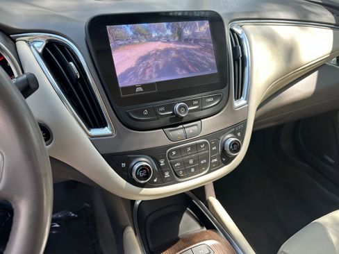 Used 2024 Chevrolet Malibu LT image 17