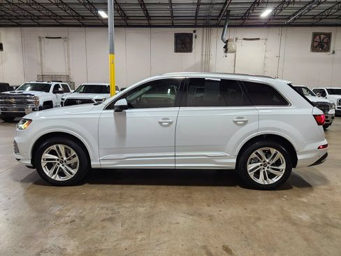 Used 2023 Audi Q7 3.0T Premium Plus AWD/4WD image 7