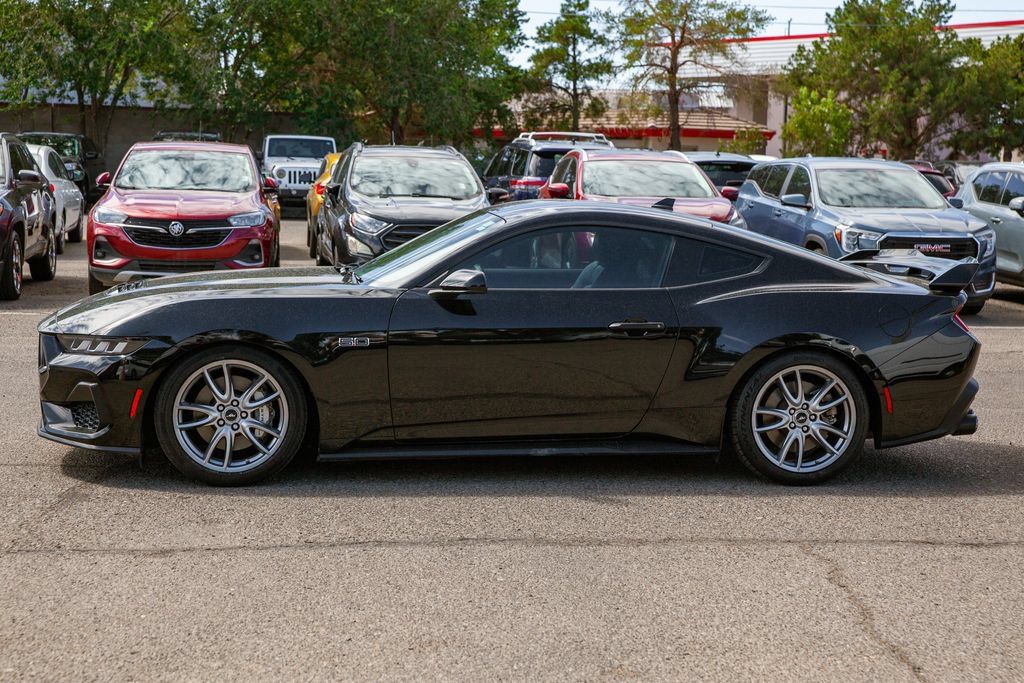 Used 2024 Ford Mustang GT Premium RWD image 8