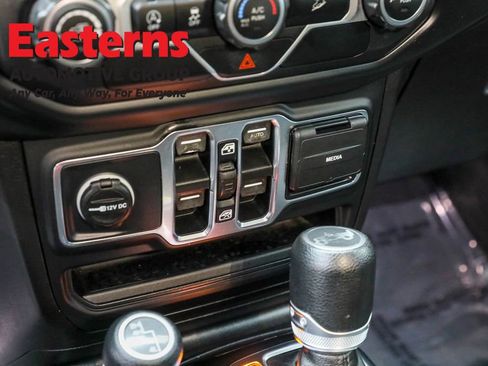 Used 2019 Jeep Wrangler Unlimited Sport S image 21