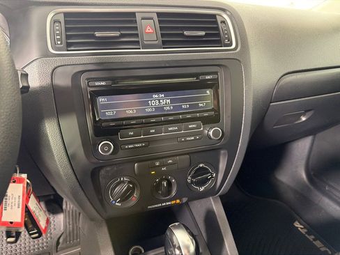 Used 2014 Volkswagen Jetta S FWD image 15