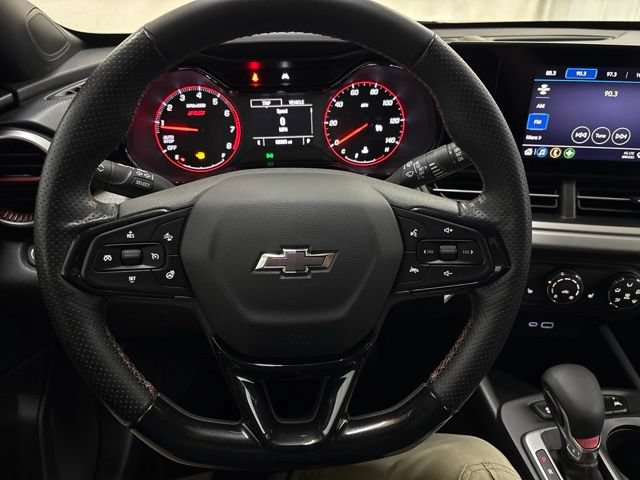 Used 2024 Chevrolet Trax RS FWD image 44