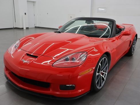 Used 2013 Chevrolet Corvette 427 w/ 1SB Preferred Equipment Group RWD image 52
