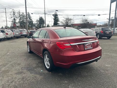 Used 2011 Chrysler 200 Touring image 9