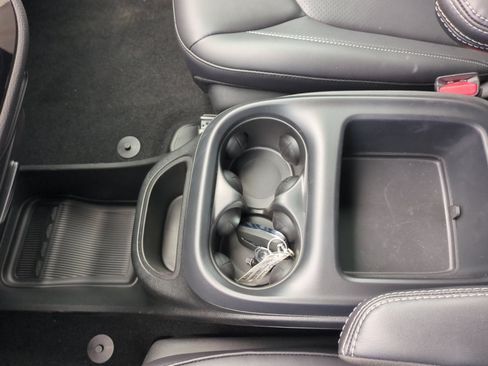 New 2026 Chrysler Pacifica Select FWD image 15