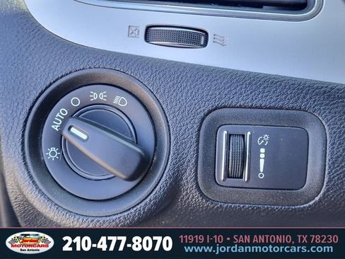 Used 2018 Dodge Journey SE w/ Popular Equipment Group image 20