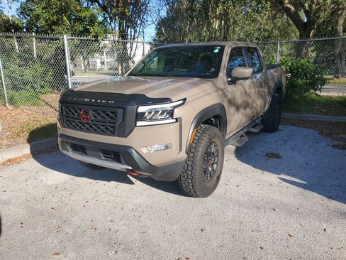 Used 2022 Nissan Frontier Pro-X w/ Pro-X Premium Package image 3