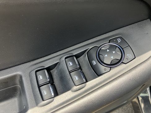 Used 2022 Ford Edge SEL AWD/4WD image 18