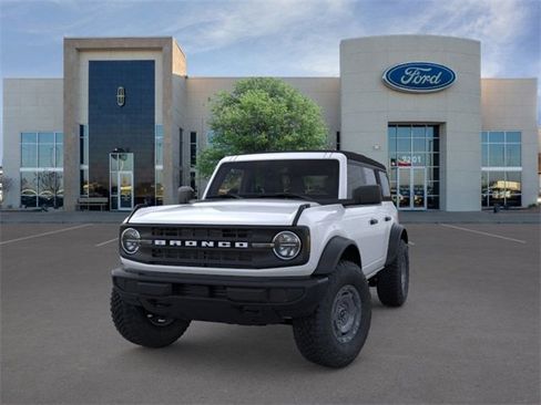 New 2025 Ford Bronco 4-Door w/ Sasquatch Package image 2