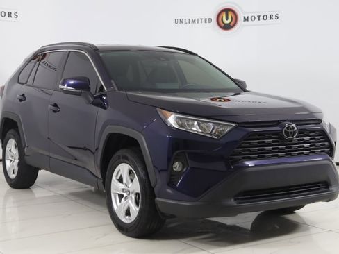 Used 2021 Toyota RAV4 XLE image 18