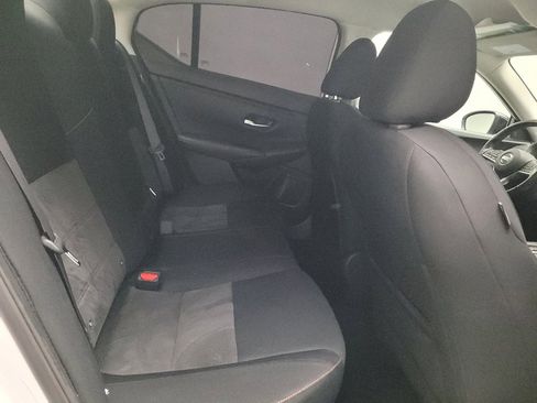 Used 2023 Nissan Sentra SR FWD image 19