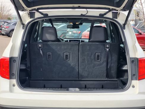Used 2018 Honda Pilot Touring image 32