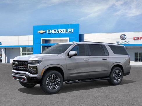 New 2026 Chevrolet Suburban Z71 image 2