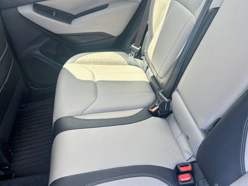 Used 2019 Subaru Forester Limited AWD/4WD image 9