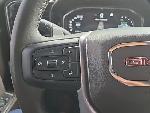Used 2023 GMC Sierra 1500 SLT w/ SLT Premium Package image 17