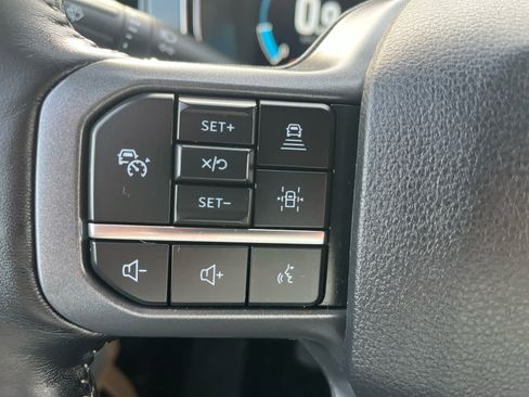 Used 2023 Ford F150 Lariat w/ Equipment Group 502A High image 34