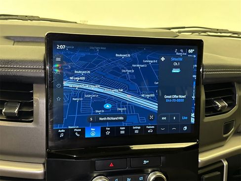 Used 2023 Ford Expedition XLT image 24