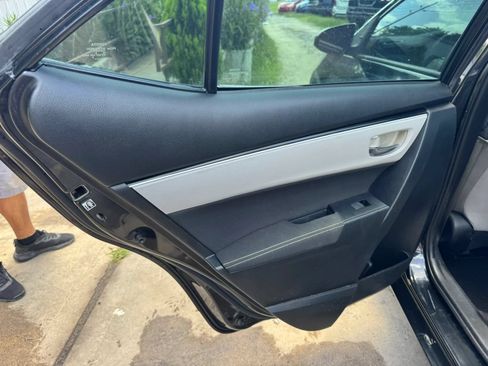 Used 2017 Toyota Corolla L FWD image 17