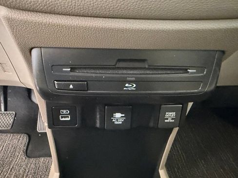 Used 2023 Honda Odyssey Touring image 52