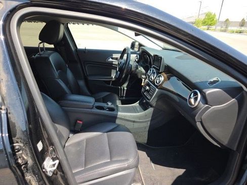 Used 2015 Mercedes-Benz GLA 250 4MATIC image 20
