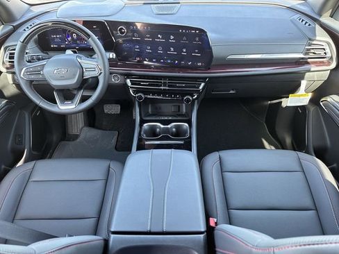 New 2026 Chevrolet Traverse Z71 w/ Enhanced Driving Package image 10