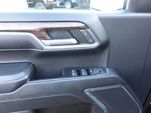 Used 2023 GMC Sierra 1500 Elevation image 8