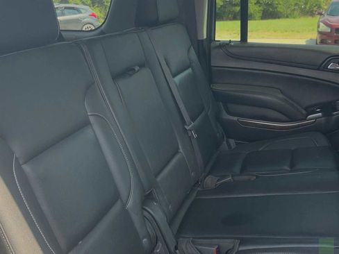 Used 2019 Chevrolet Suburban LT AWD/4WD image 34
