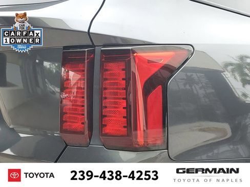 Used 2022 Kia Sorento S image 16